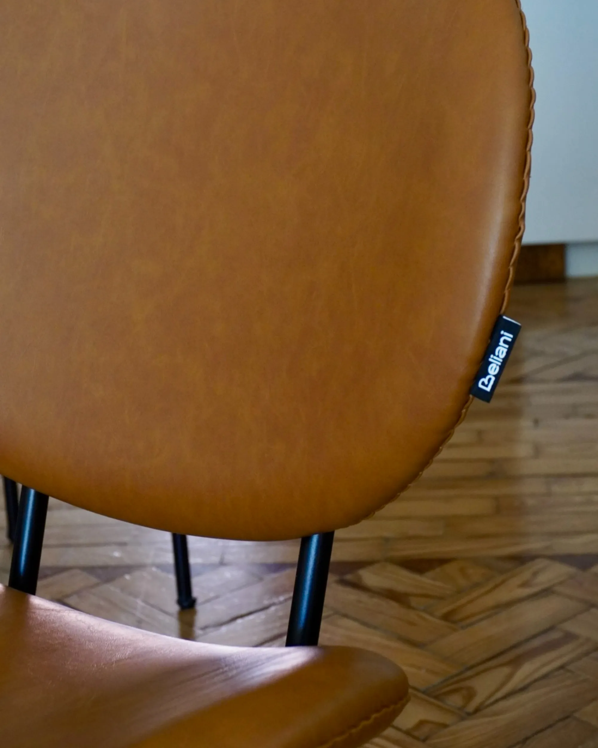 Set van 2 eetkamerstoelen LUANA Kunstleer Goudbruin
