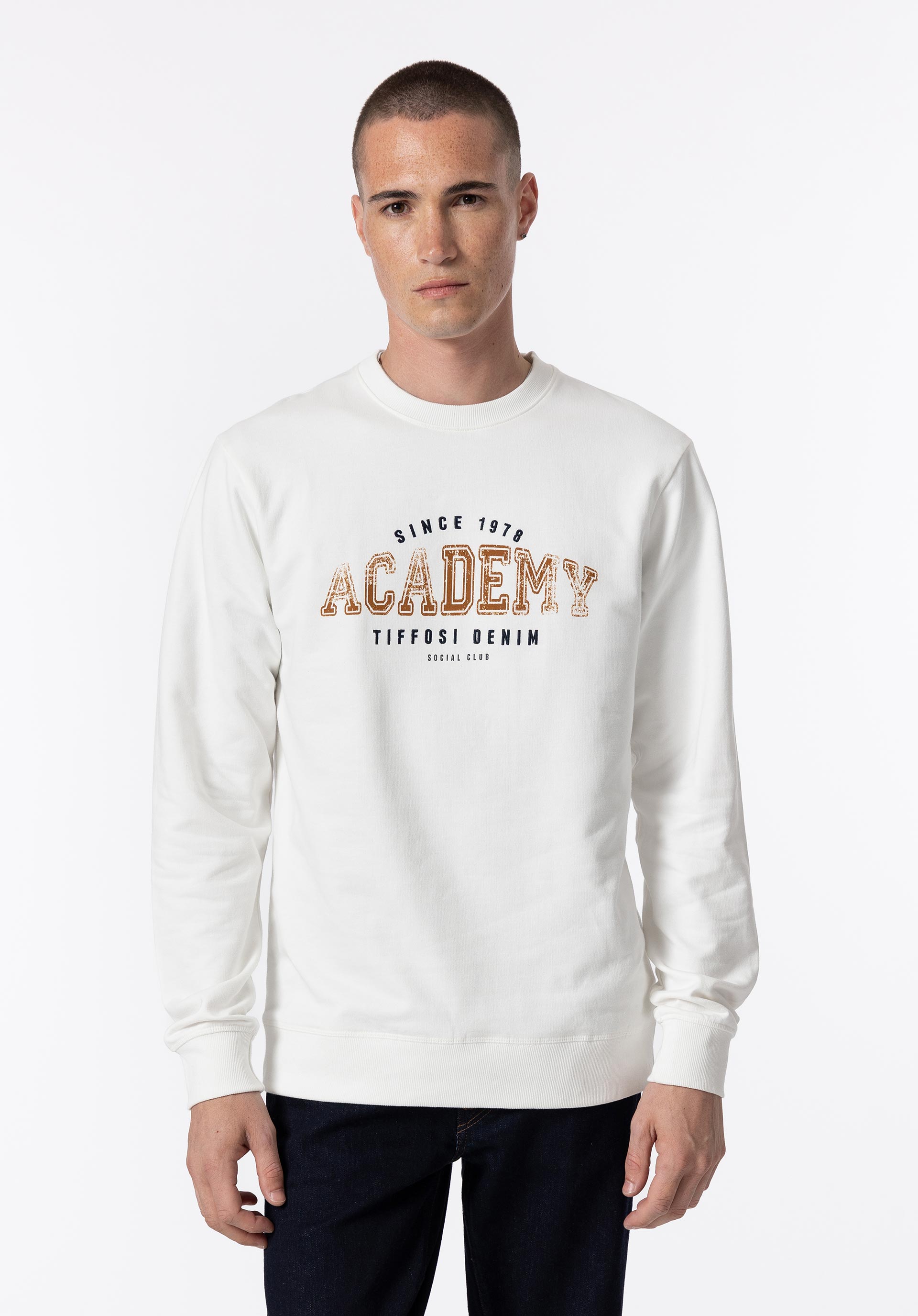 Sweatshirt com Estampado e Bordado Frontal