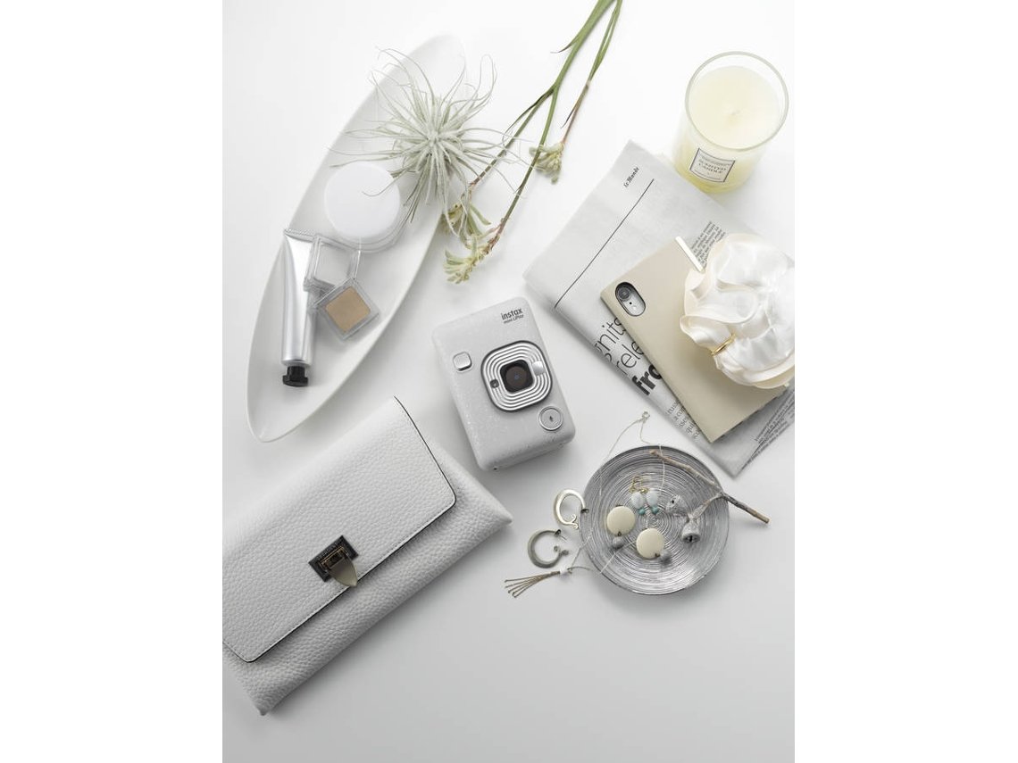 CÂMARA ANALÓGICA FUJIFILM INSTAX MINI LIPLAY BRANCO