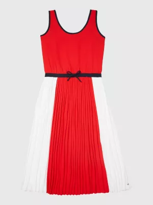 Vestido midi plissado sem mangas adaptável