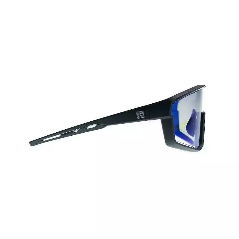 Lunettes de soleil MUNDAKA Akila Black Matte