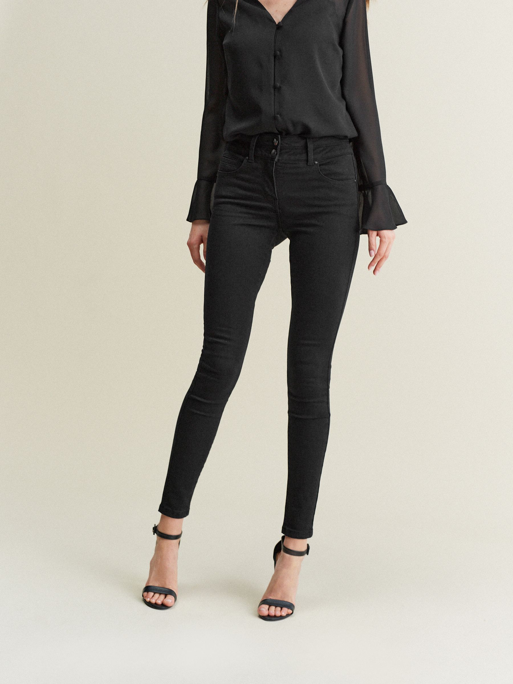 Zwart - Skinny jeans met verlengings- en afslankeffect