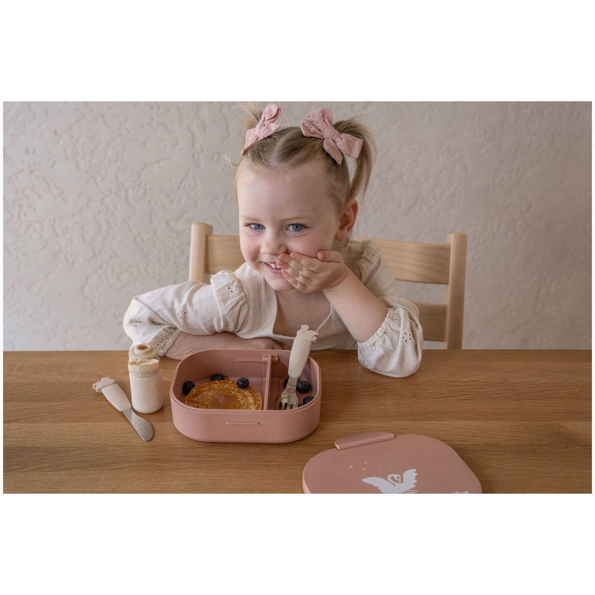CitronCitron   Bio Based Lunchbox Swan
