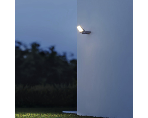 Steinel LED Sensor Spotlight 42,6W 4200 lm 3000K XLED One XL S wit