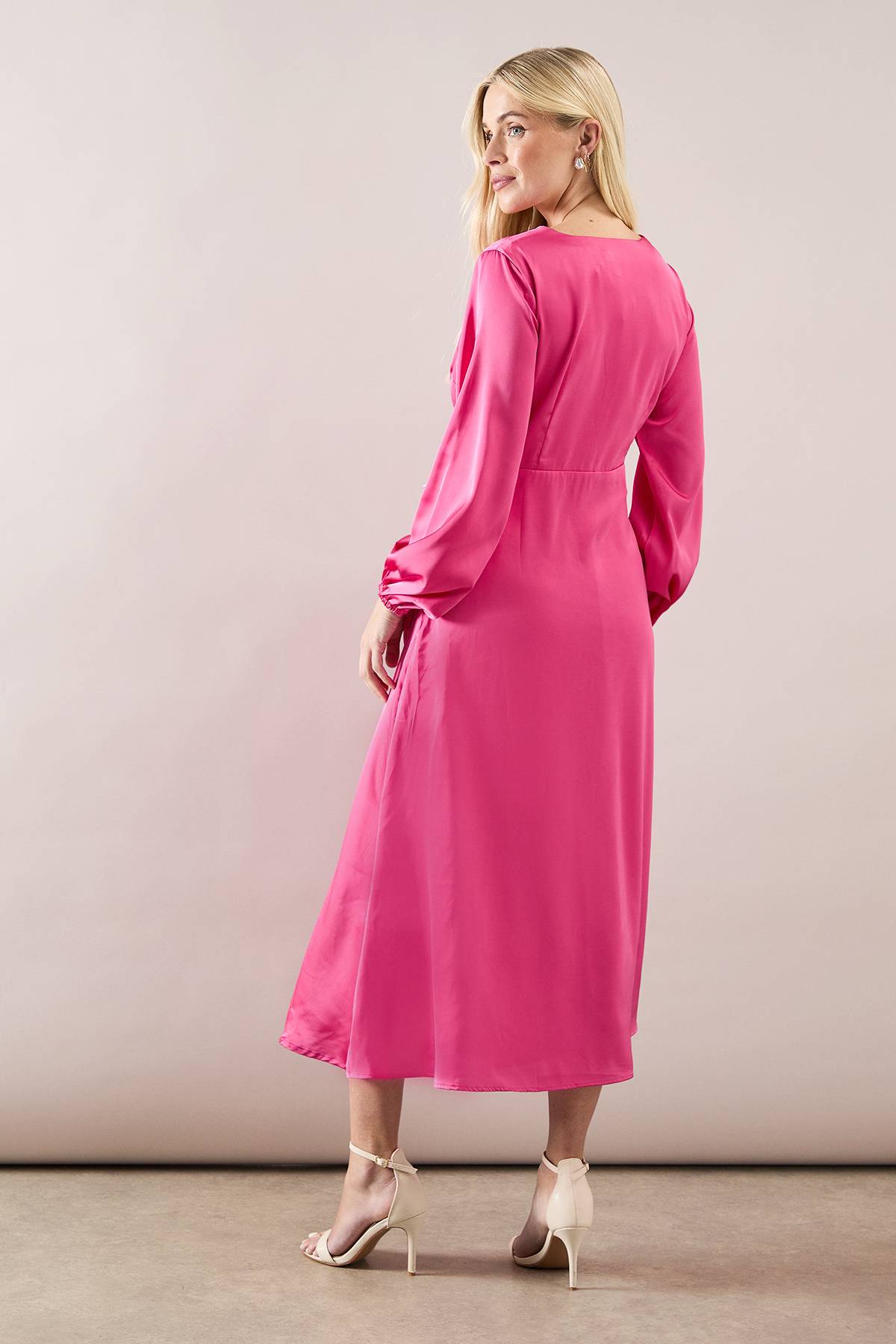 Wallis Robe Midi Portefeuille en Satin Petite