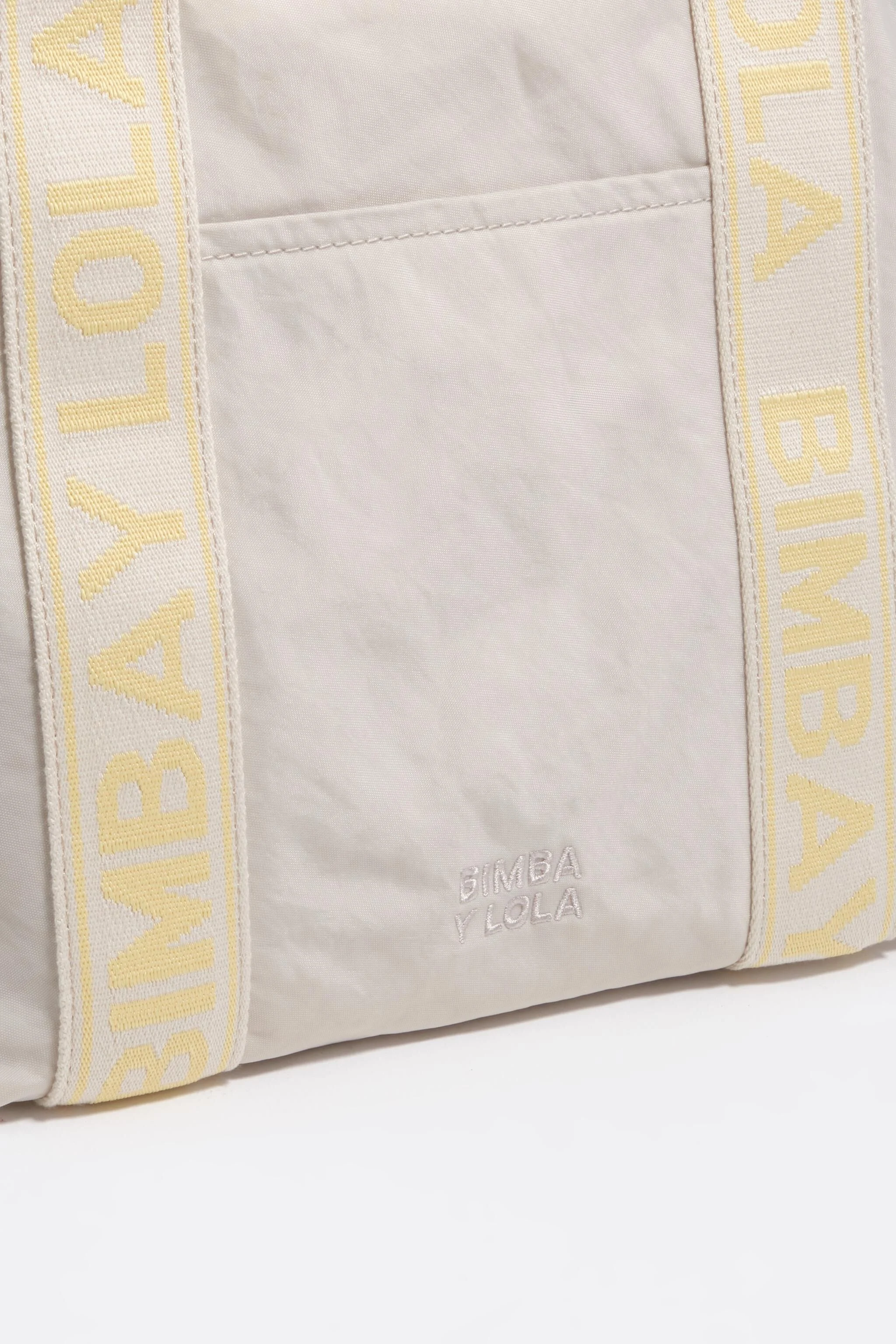 Bolsa de náilon branca tamanho médio