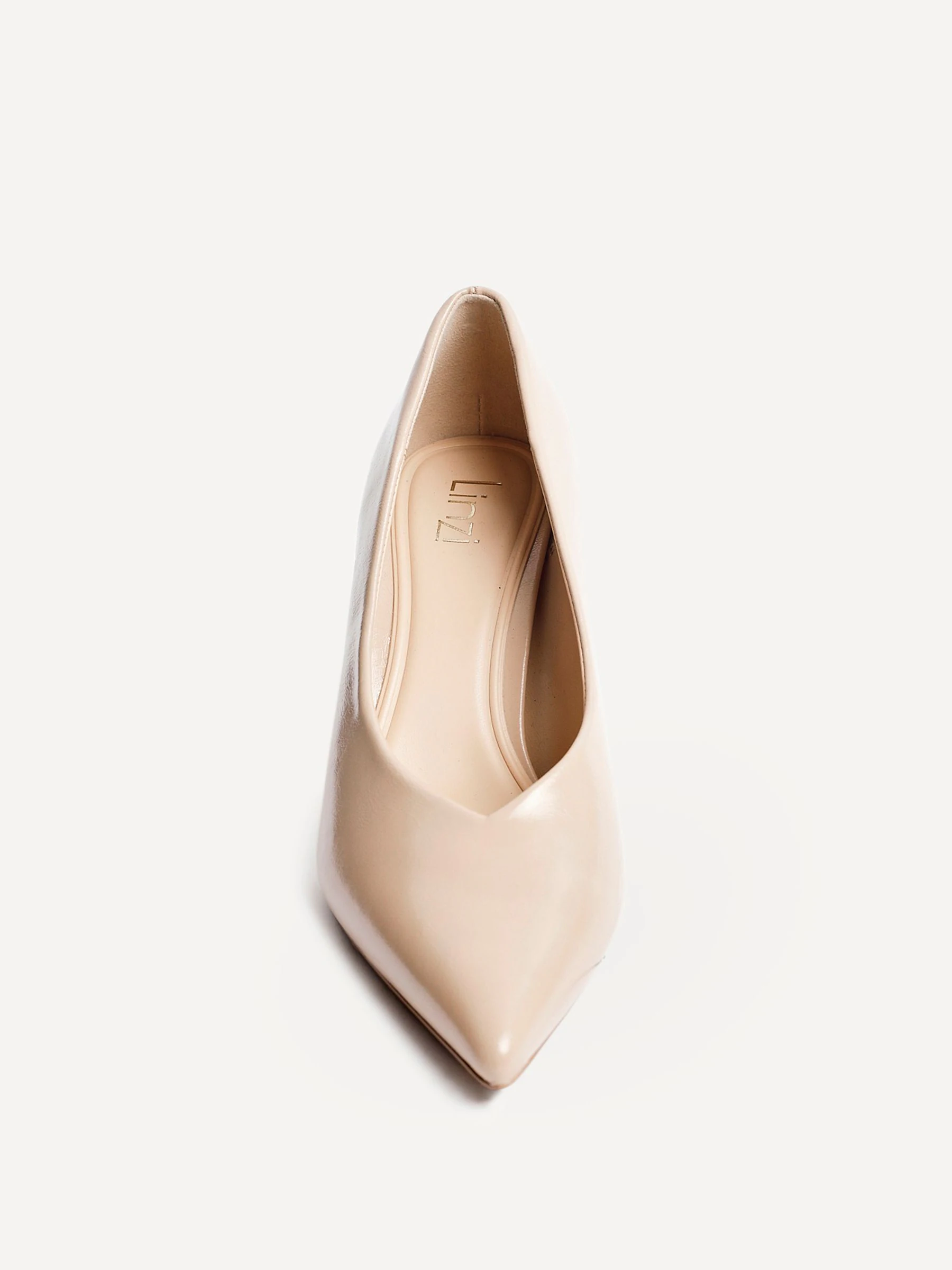 Licht beige - Linzi Bellamy V-Shaped Closed Toe Court Heels