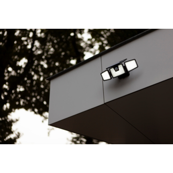 LUTEC wandlamp Briti Solar zwart 6W met bewegingssensor