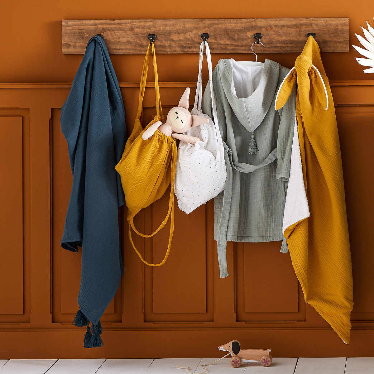 LA REDOUTE INTERIEURS<br>Badjas com tampa em tetra, Kumla