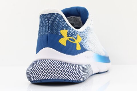 Under Armour Turbulence 2
