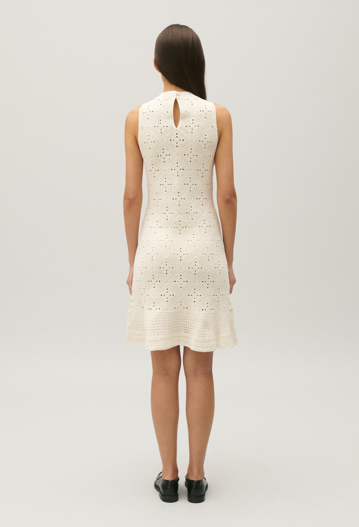 Robe courte coton ajoure ecru