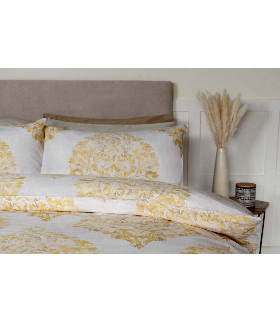 Belledorm - Parure de lit PERSIA (Blanc / Saffron) - UTBM432
