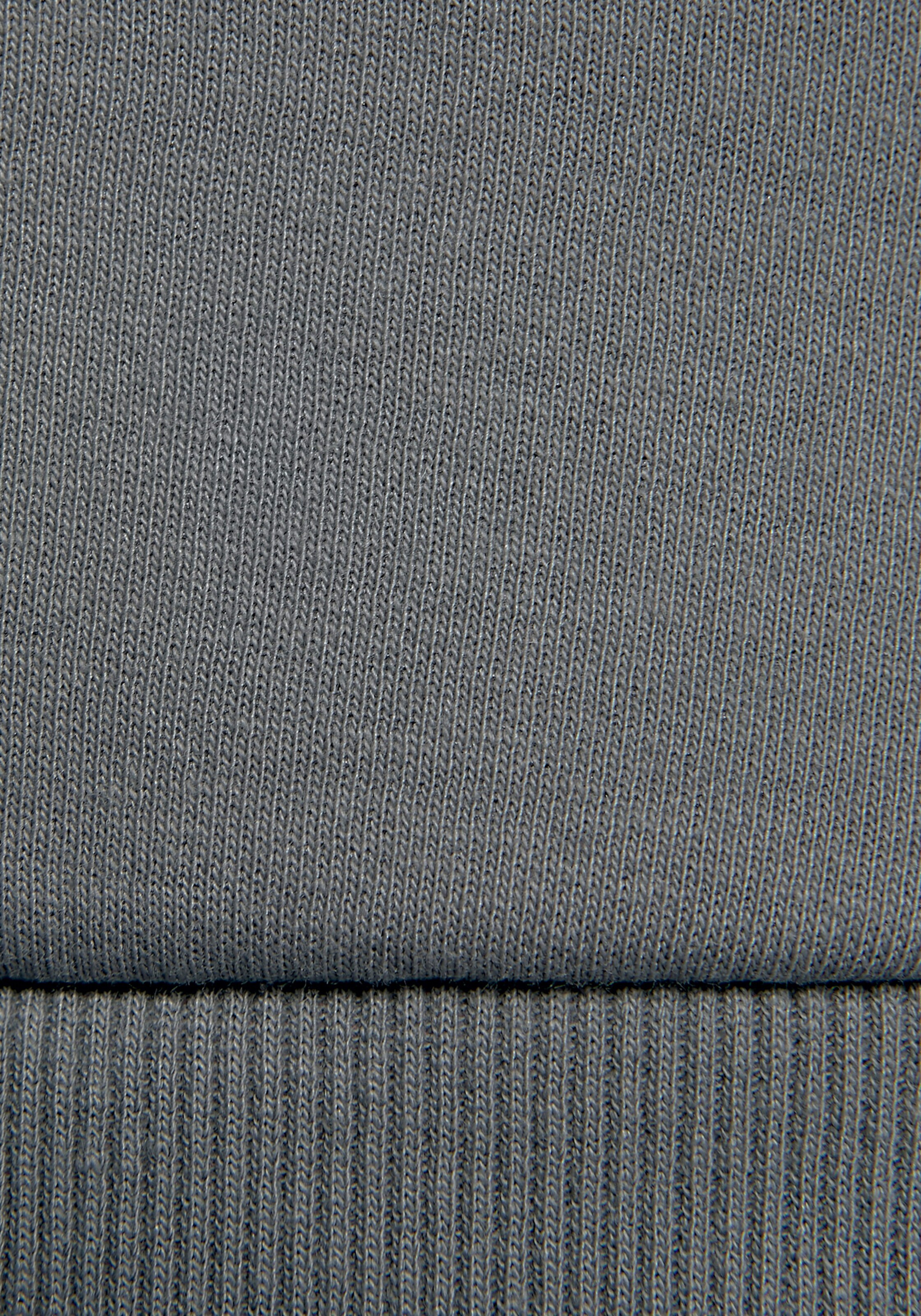 Kapuzensweatshirt in stone-weiß