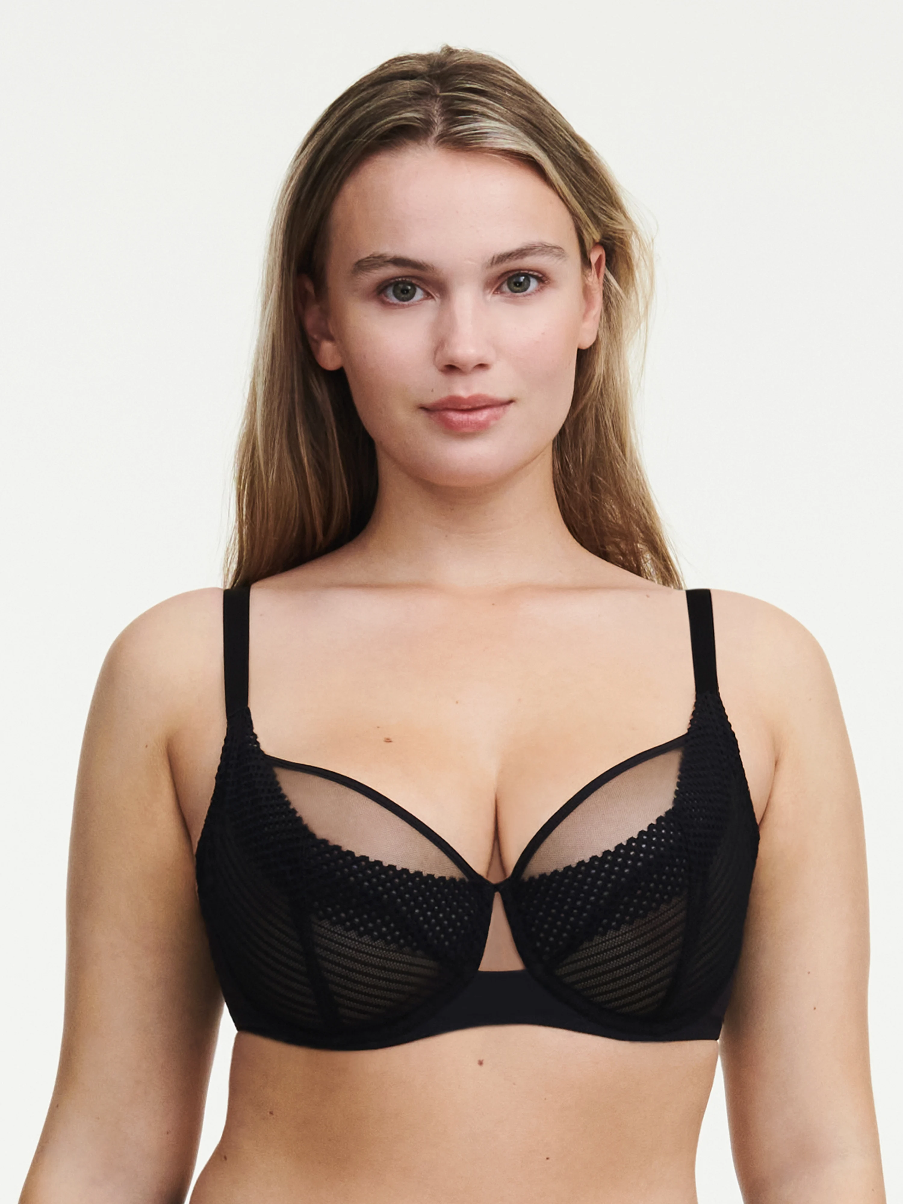 PLAY - Soutien-gorge emboîtant en dentelle | Noir