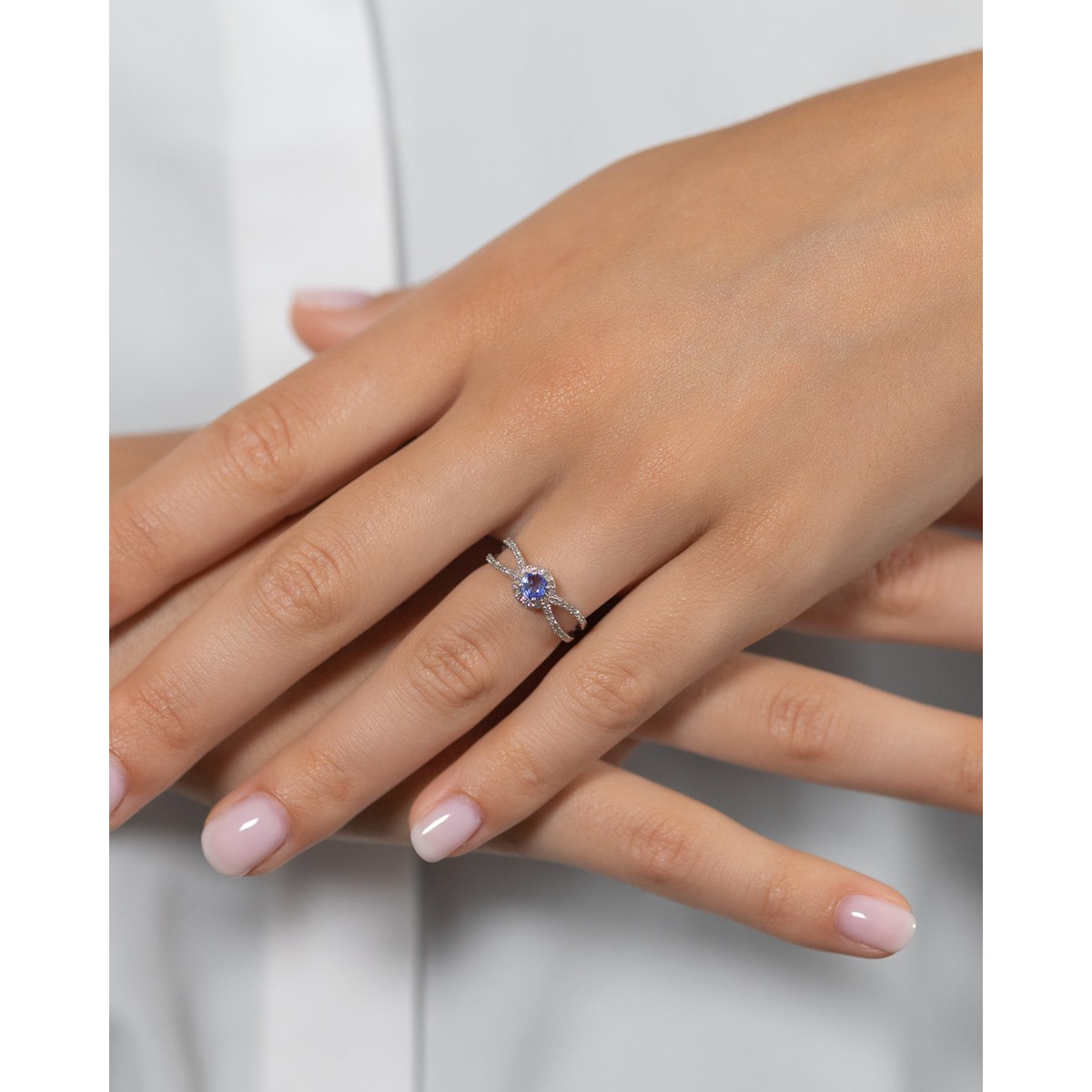 Bague ADEN Or 585 Blanc Tanzanite et diamants 2.282grs