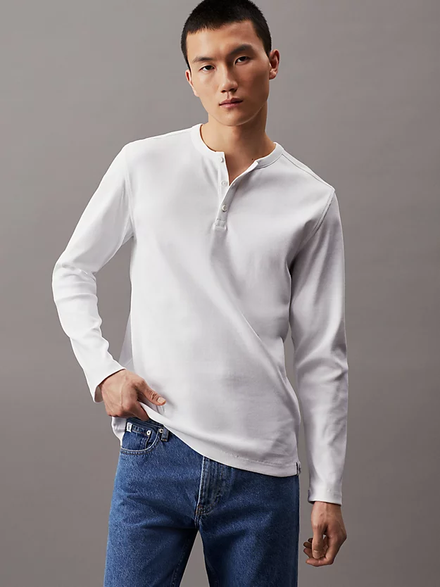Camiseta Henley canelada de manga comprida