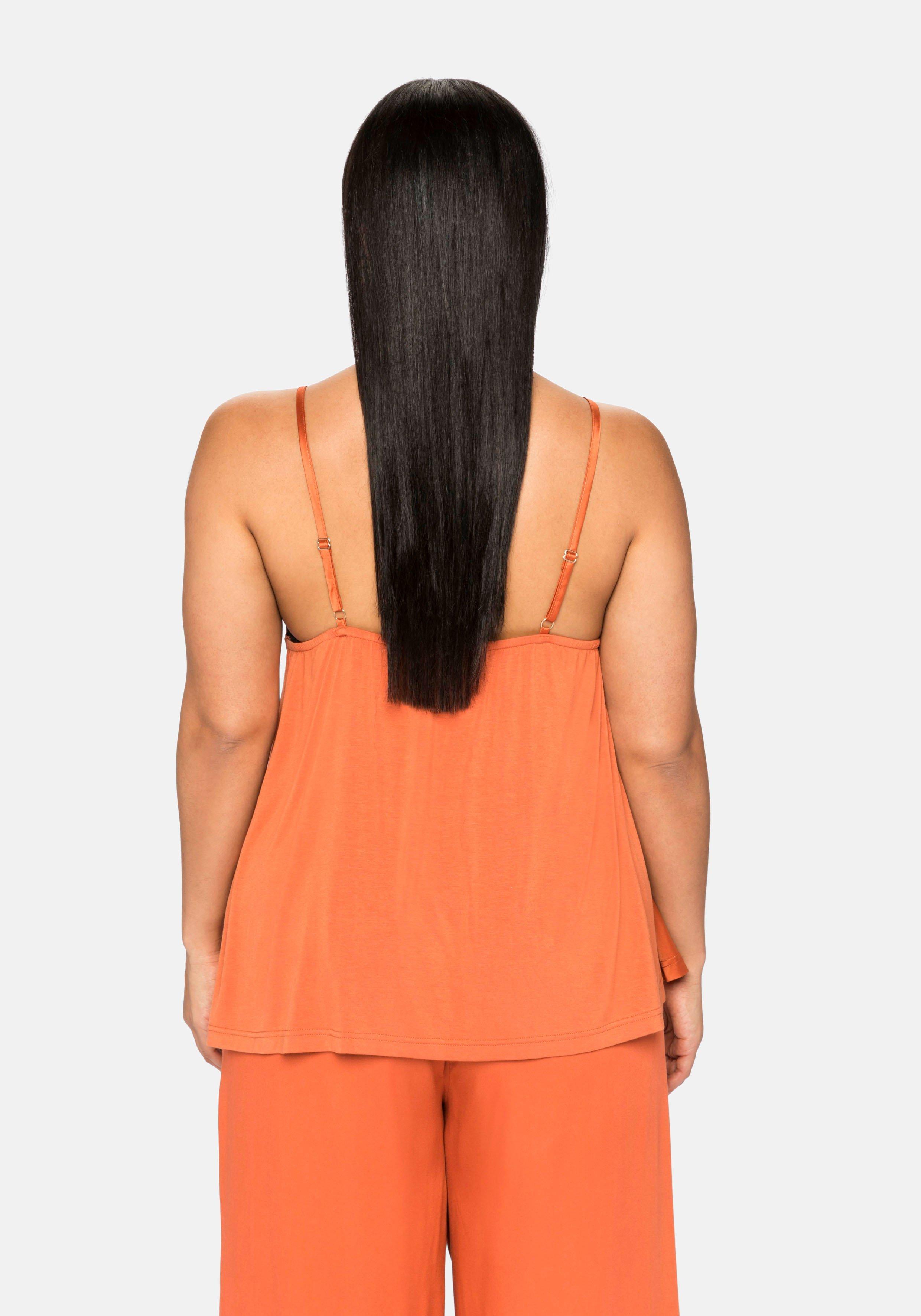 Top mit Raffung am Ausschnitt, vorn aus Satin