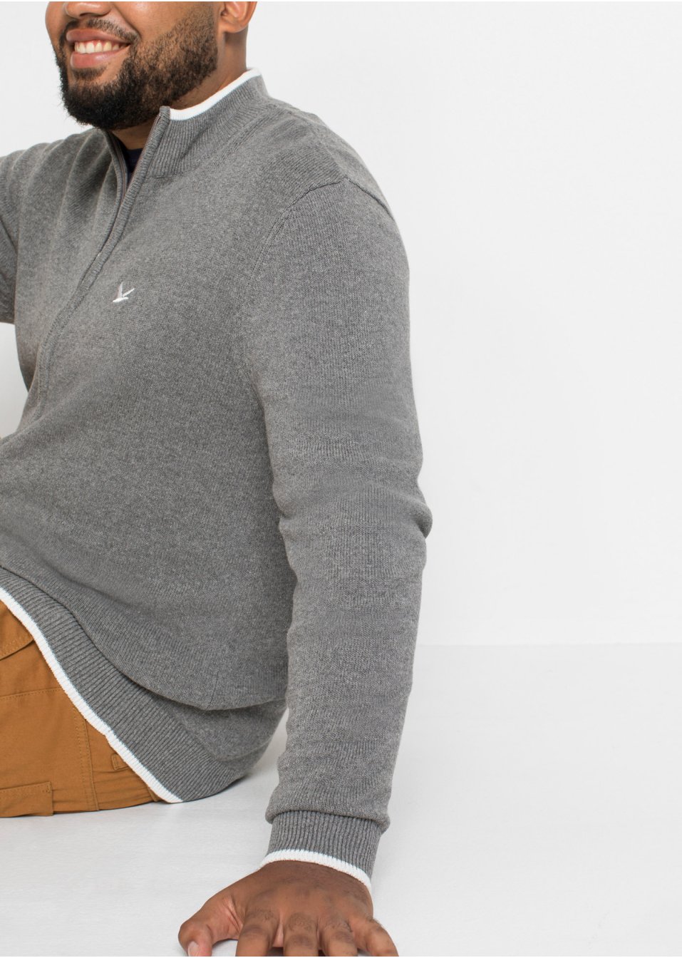 Gilet en maille à col montant en matière recyclée