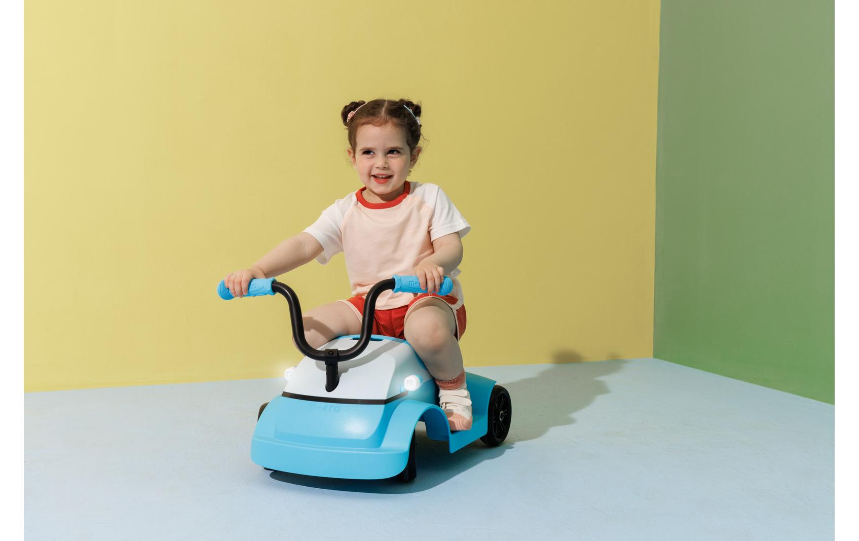 Rutschfahrzeug Mini Microlino Blue<br>Leichtfahrzeug für Kinder