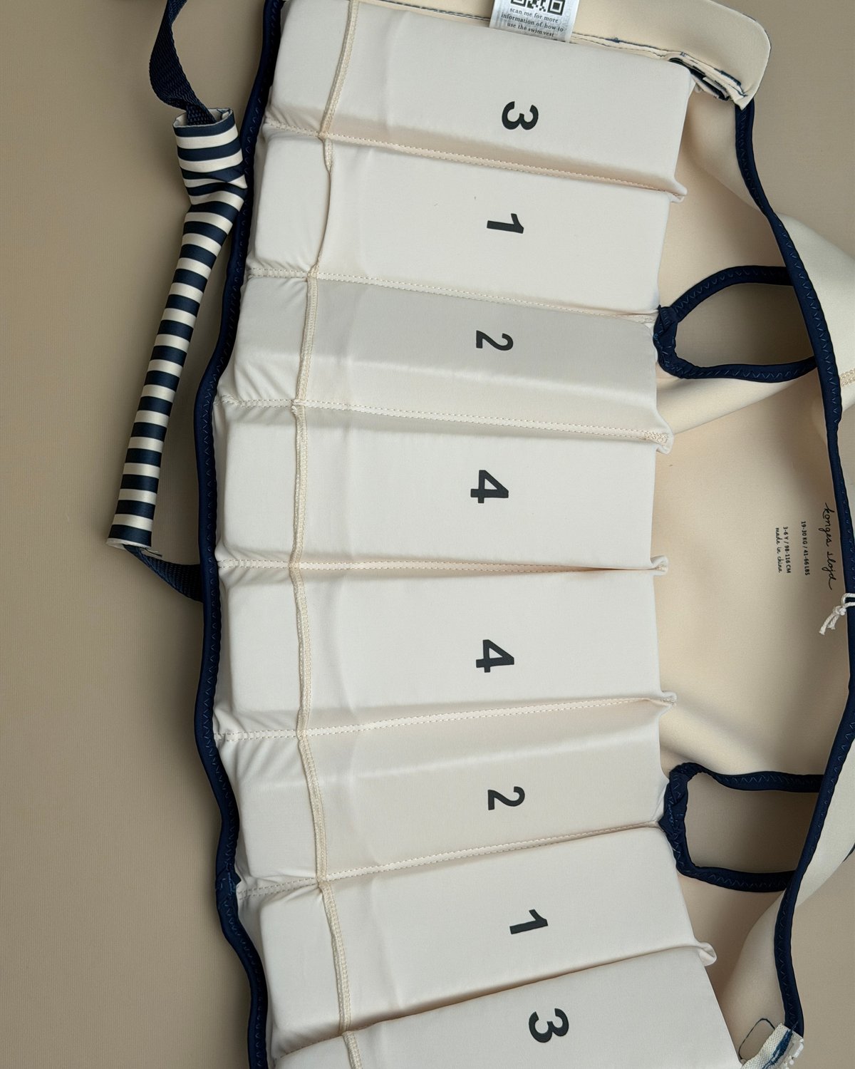 Svømmevest Barn m/ Utagbare flyteelementer | Ellis Swim Vest