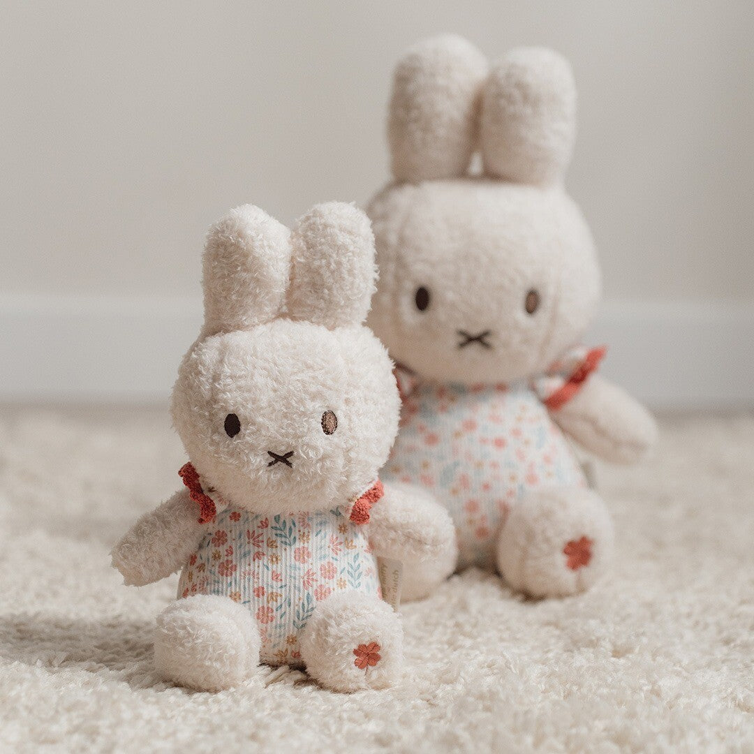 Little dutch knuffel nijntje - lucky blossom - 20 cm