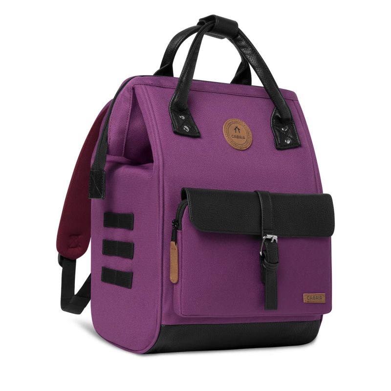 Sac à dos Adventurer Medium 23 litres + 2 grandes pochettes Singapour