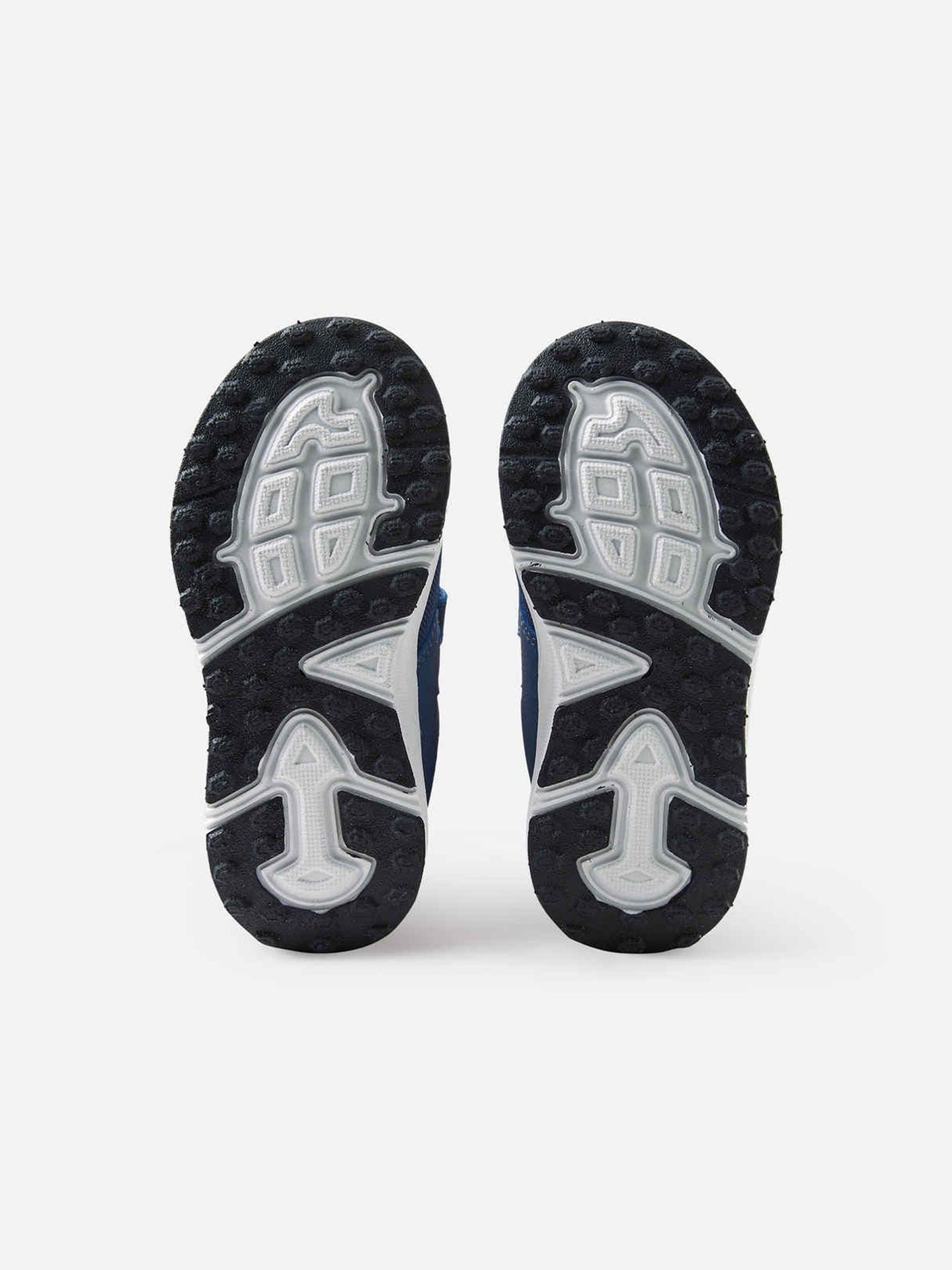 Ekana Sneakers