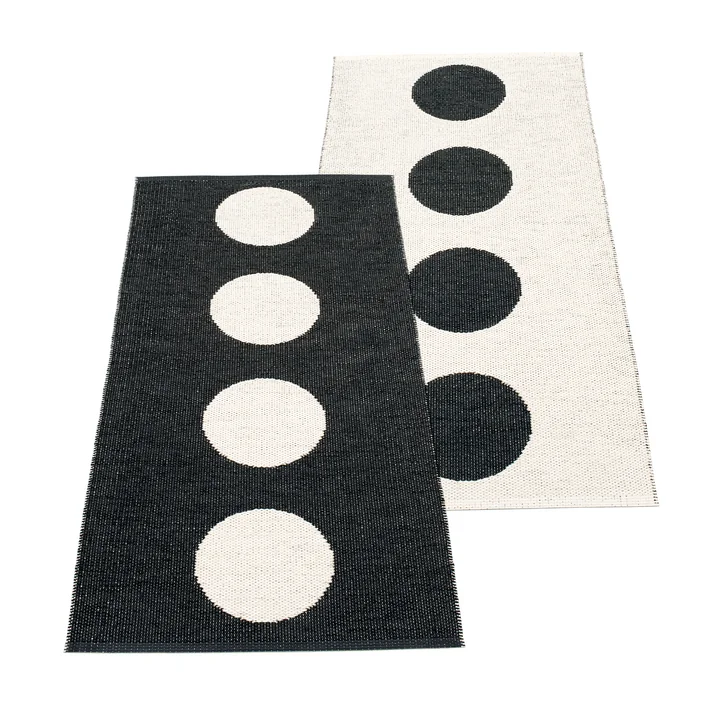 Pappelina - Vera Wendeteppich, 70 x 150 cm, black / vanilla