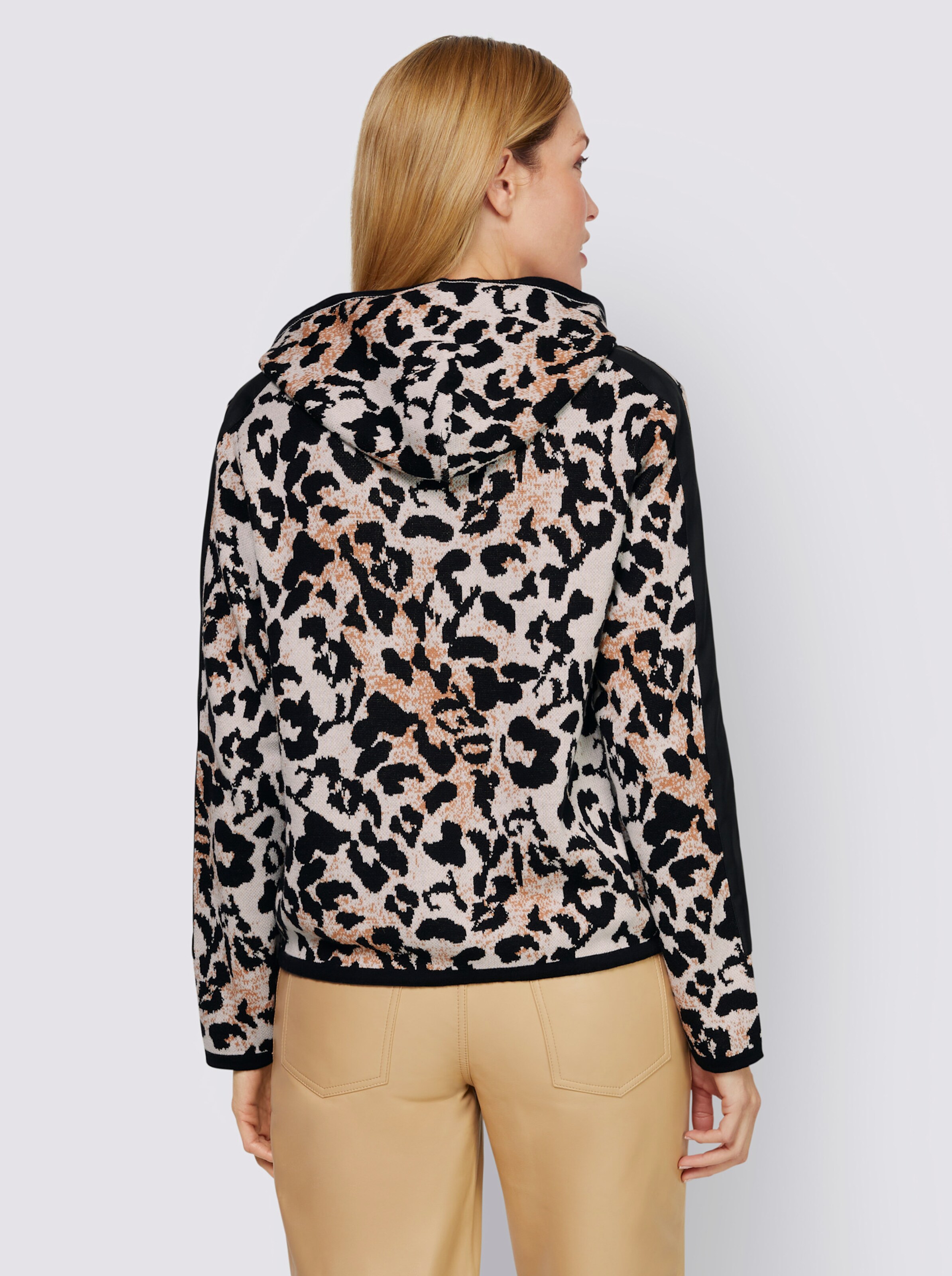 Strickjacke