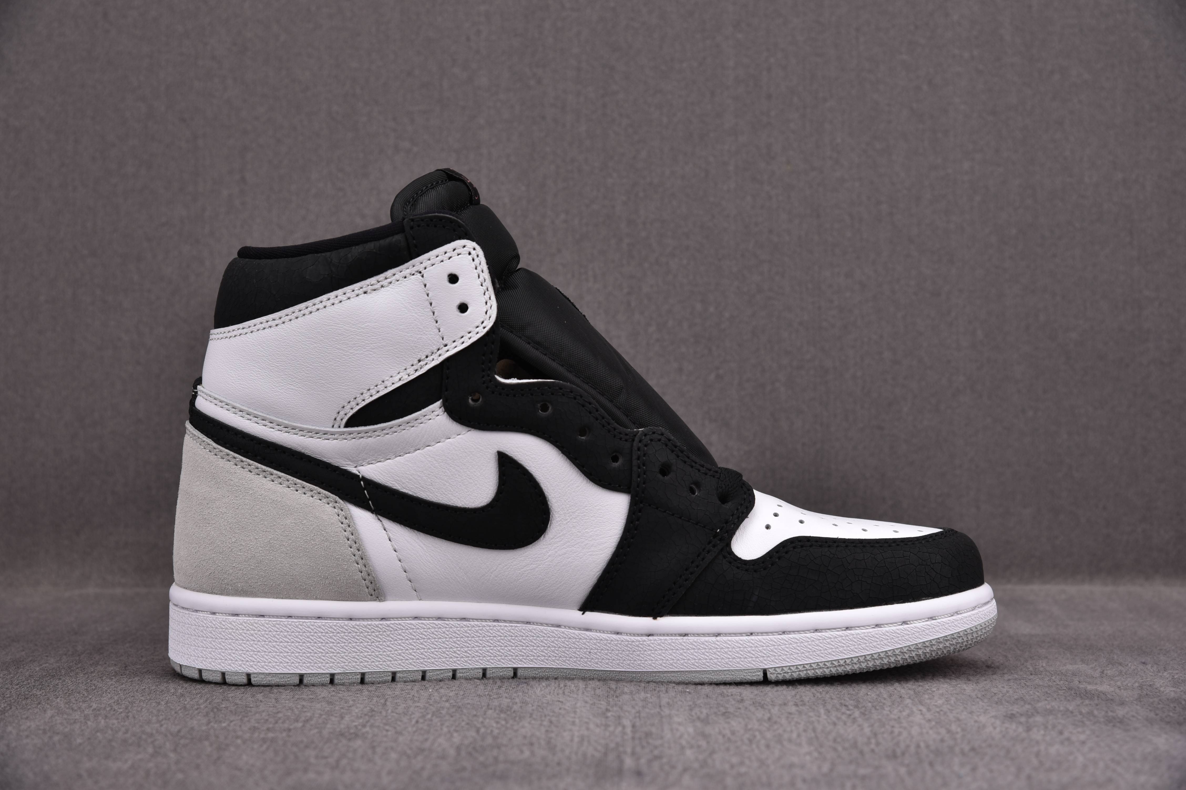 Jordan 1 Retro High OG Bleached Coral