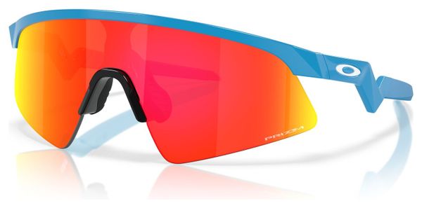Lunettes Junior Oakley Resistor Sweep - Polished Sky Blue / Prizm Ruby / Ref : OJ9015-0228