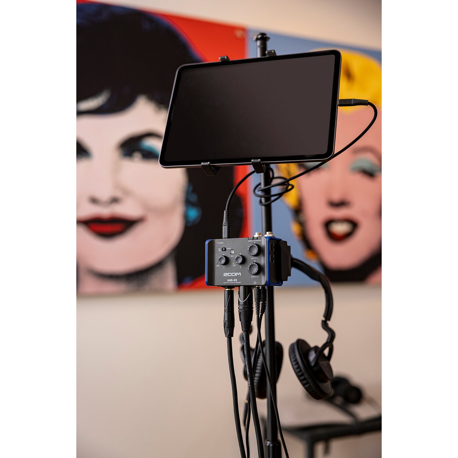 Zoom AMS-24 USB-C audio interface