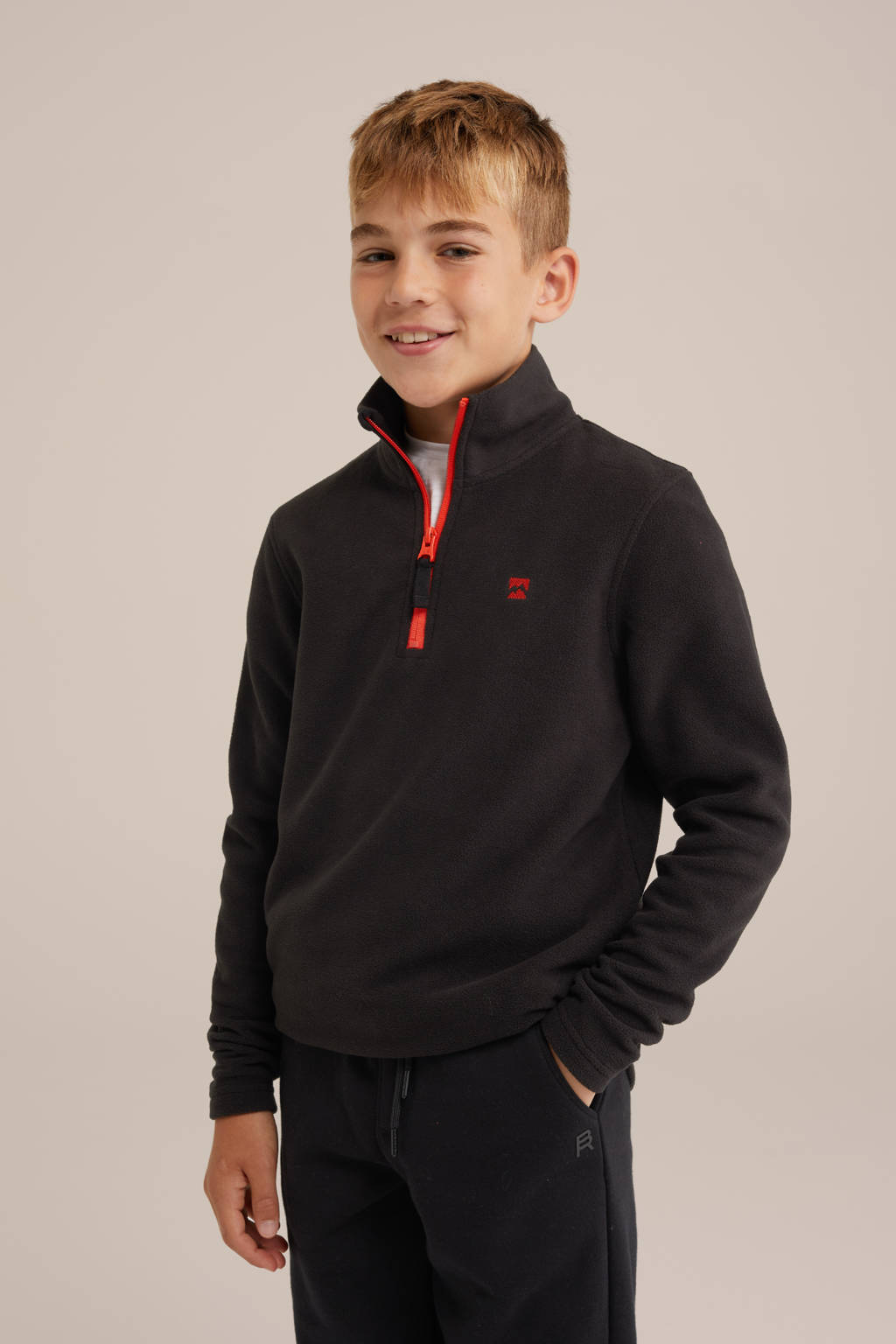 WE Fashion sweater felrood