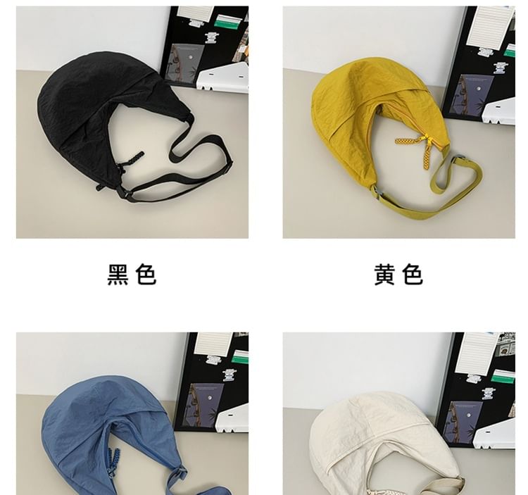 Hikuozy - Effen nylon crossbodytas
