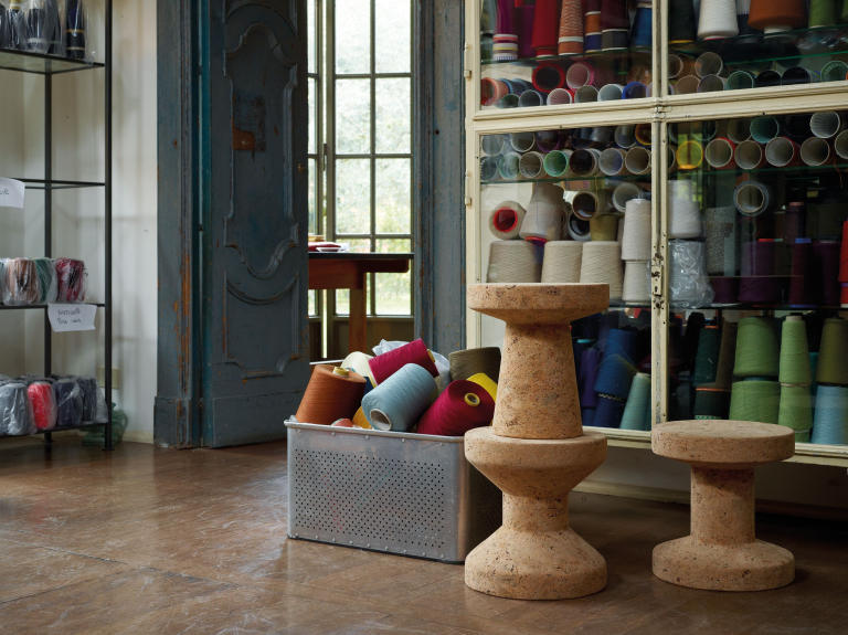Vitra Cork Family bijzettafel Model A