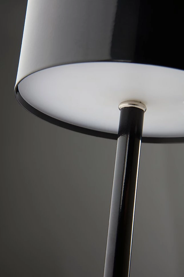 ARA bordlampe LED bærbar