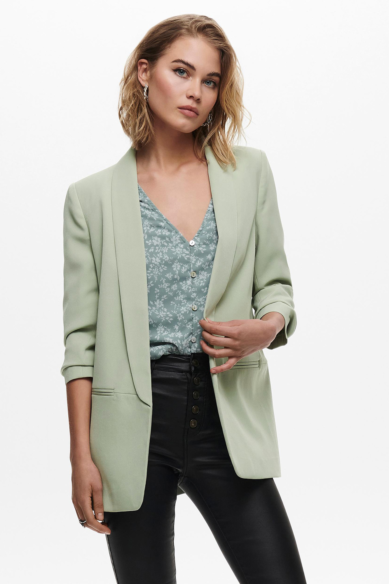 Blazer de manga 3/4 com lapelas