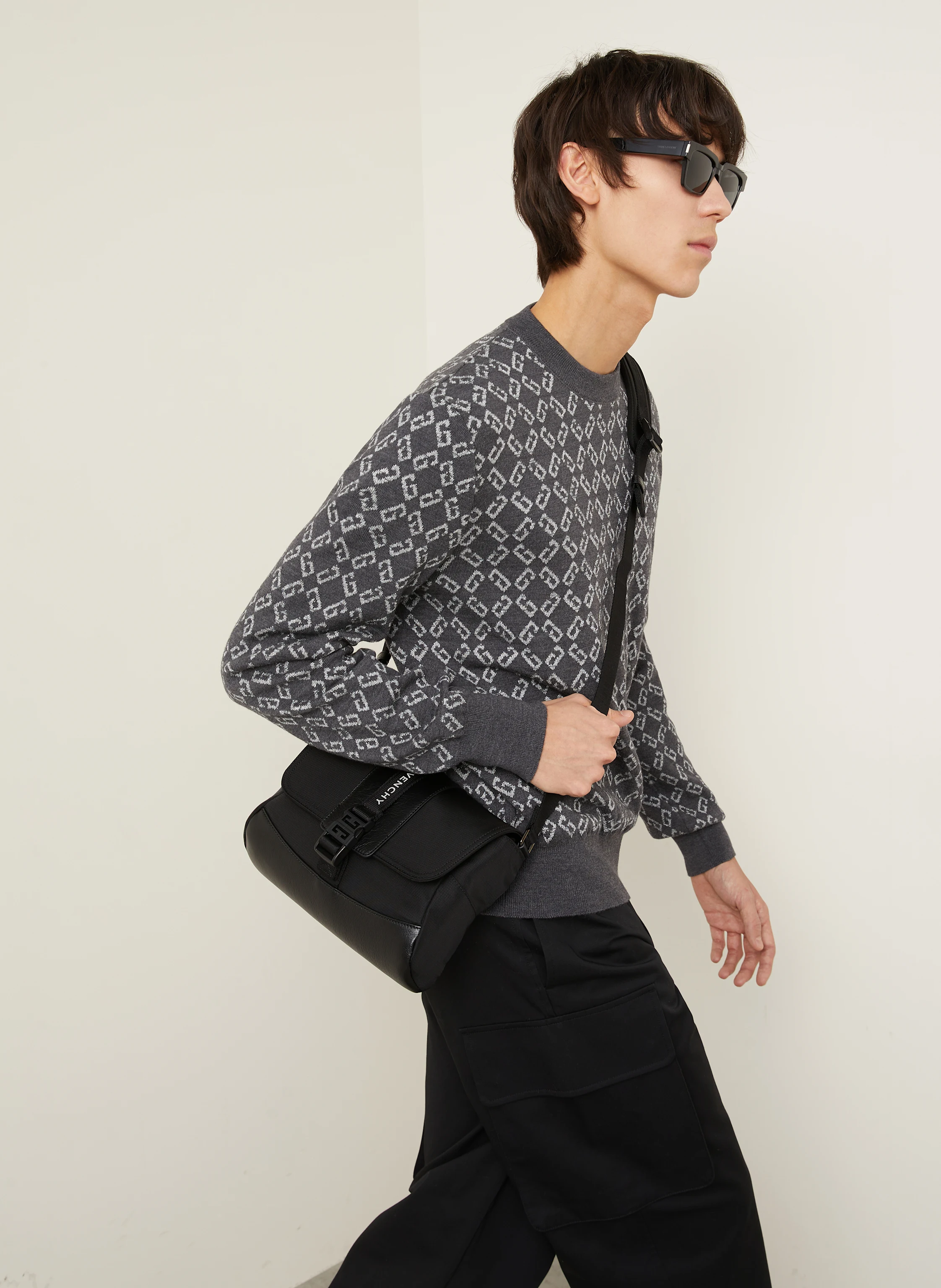 GIVENCHY Umhängetasche G-TRAIL