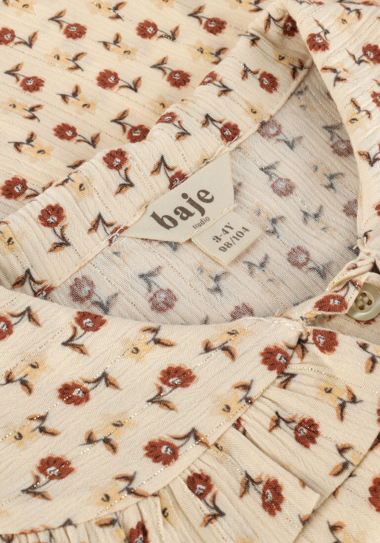 BAJE STUDIO beige baje studio blouse shortsleeve bls