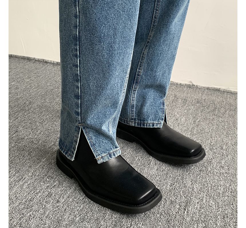 Freehop - Hoge taille, gewassen rechte jeans met zijsplit
