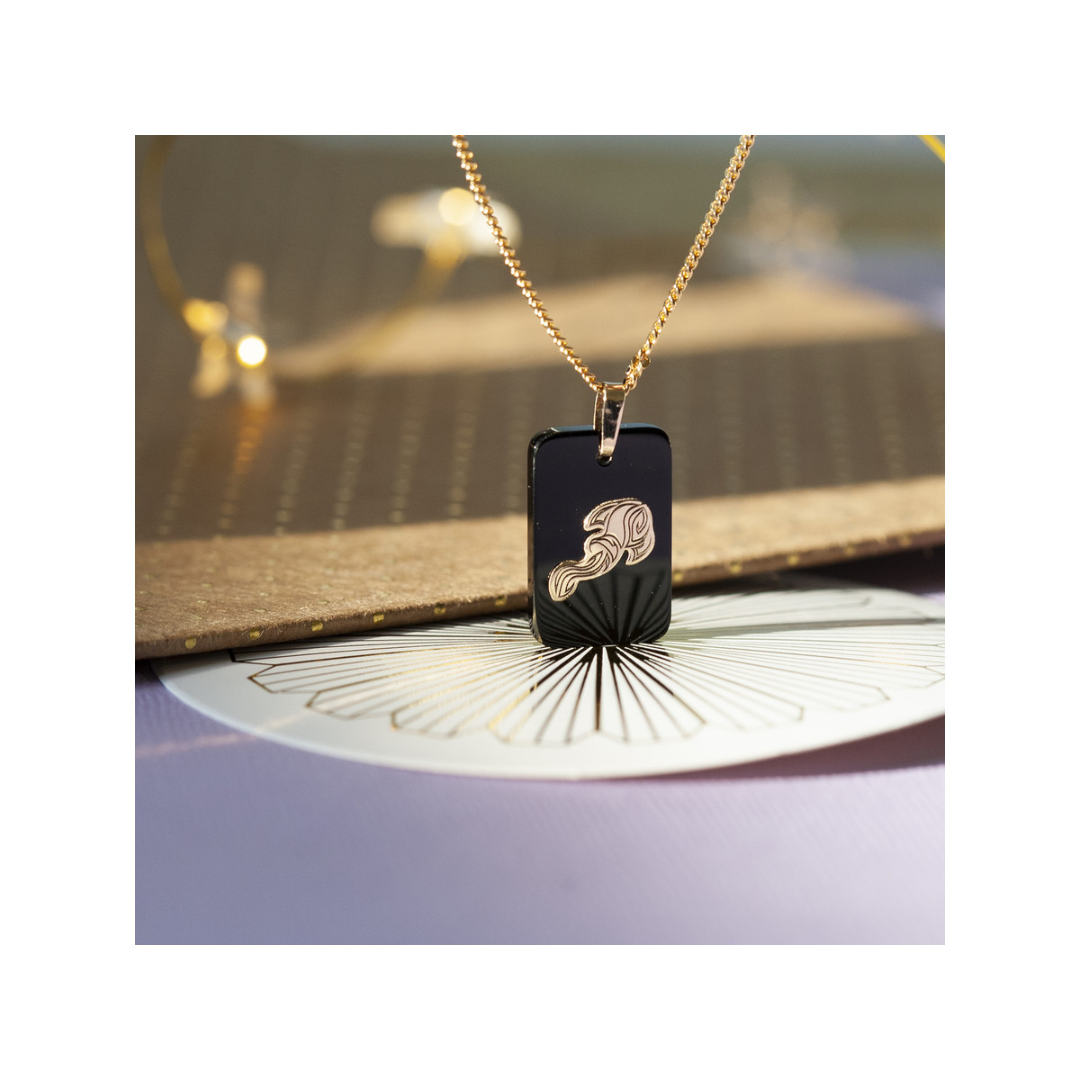 Pendentif or jaune 375 zodiaque verseau onyx noir