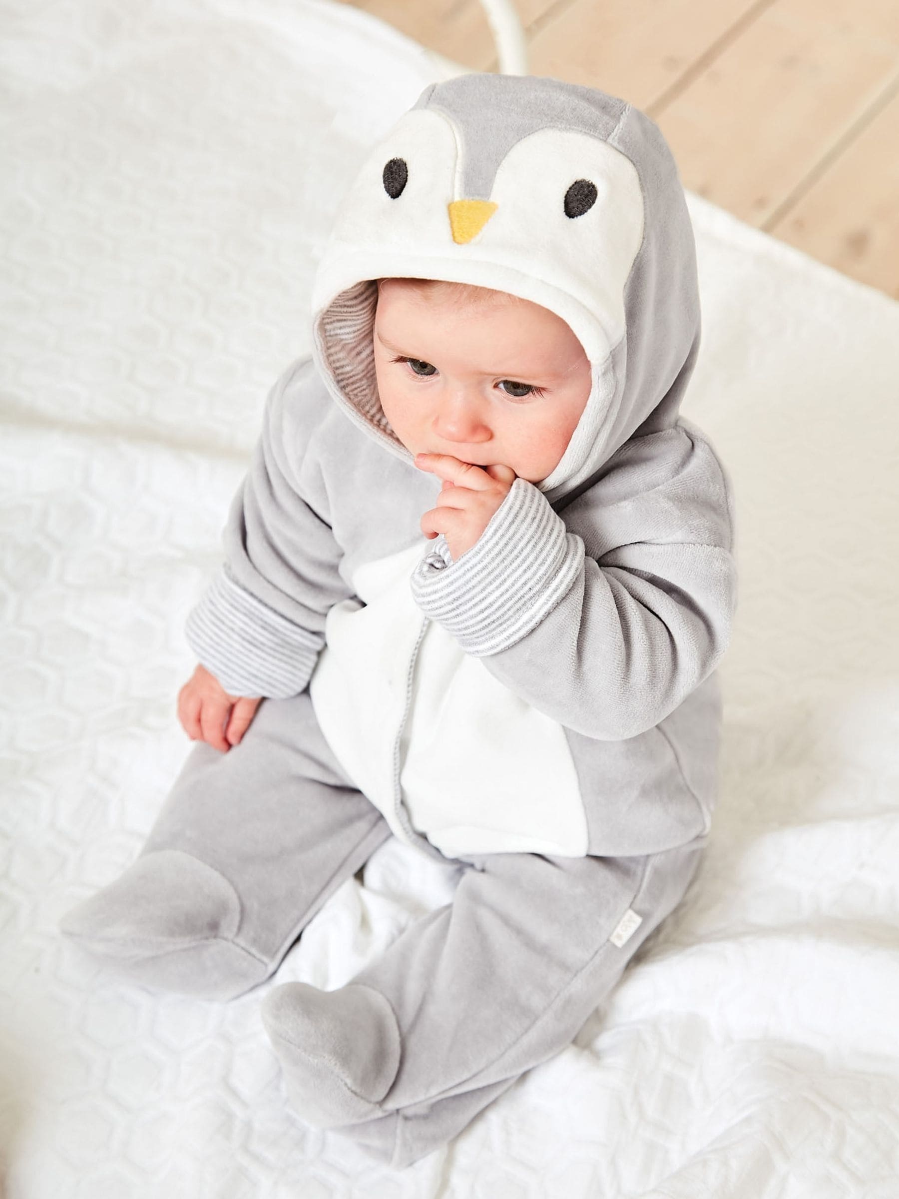 JoJo Maman Bébé Penguin babypak