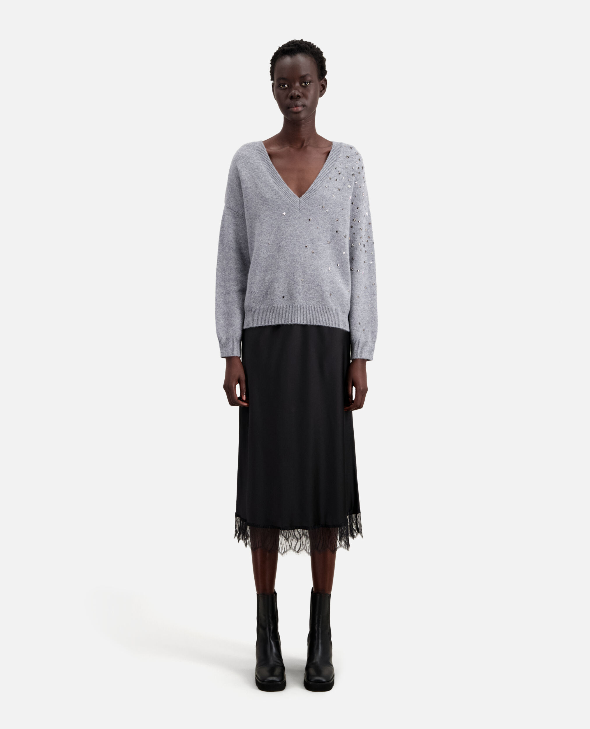 Grey sweater in cashmere-blend with stars