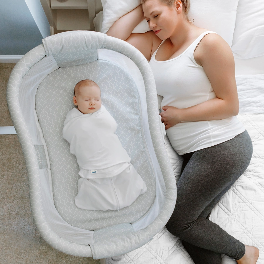 HALO® BassiNest® 360° Schwenkbares Beistellbett Essentia Series Morning Mist