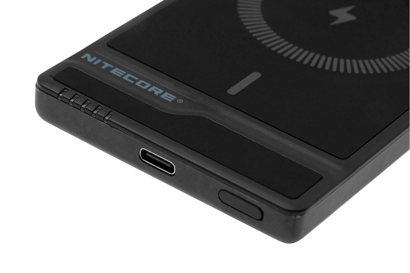 Nitecore NW5000 Magnetic Wireless Charging Powerbank, Forged Carbon Fiber, 5000 mAh