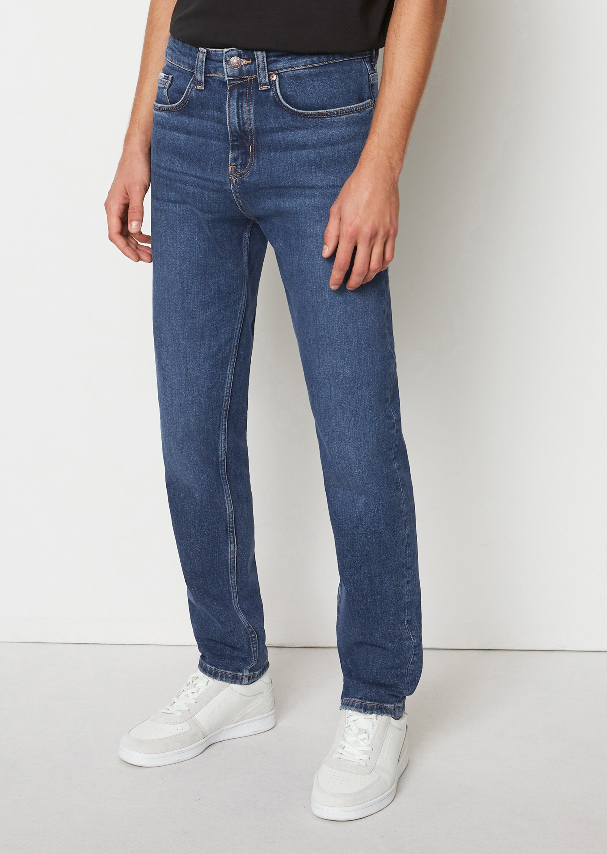 Jeans Modell LINUS slim tapered aus Bio-Baumwoll-Mix