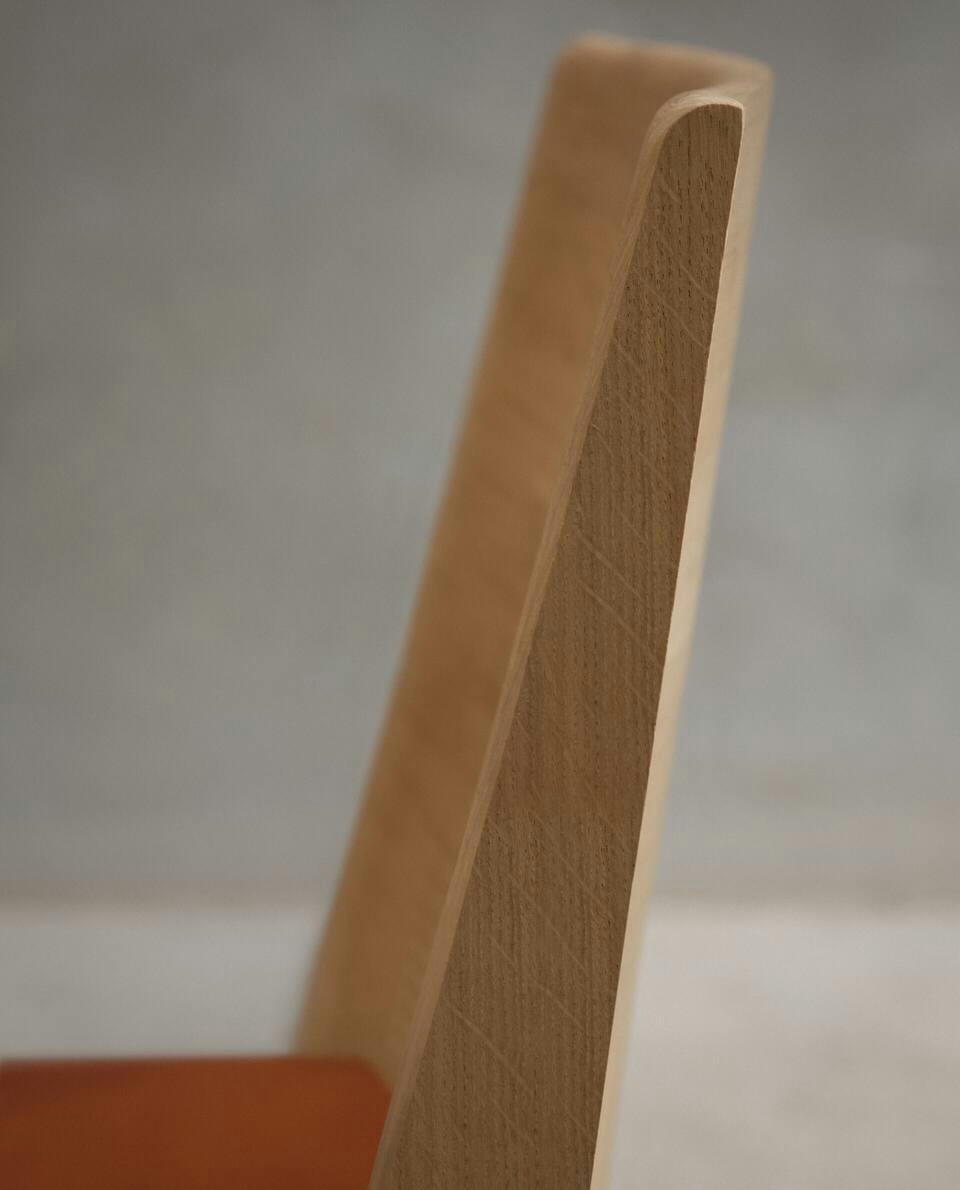 CADEIRA 02