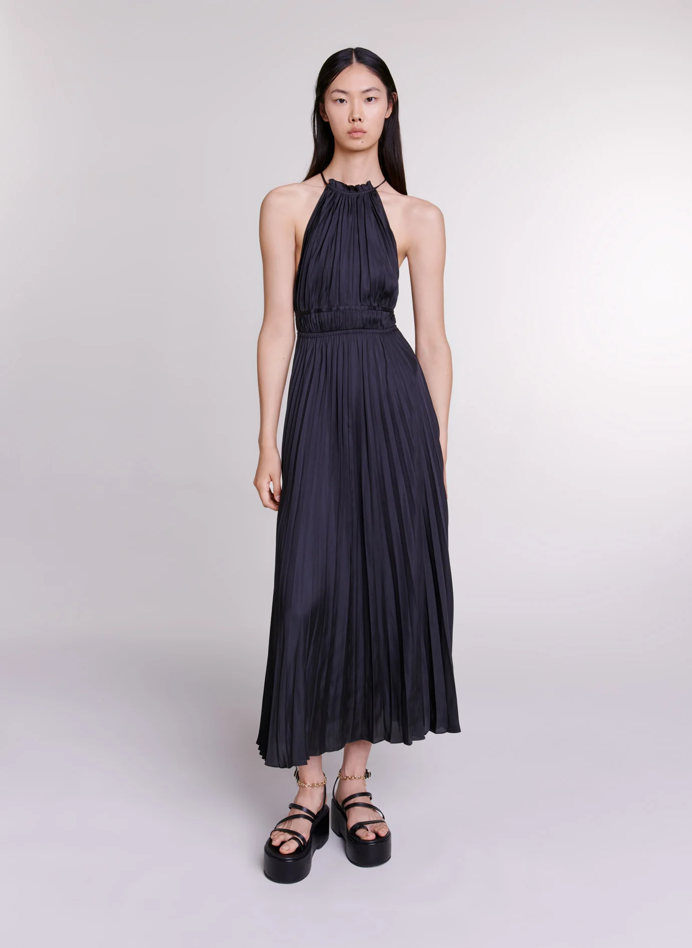 Robe longue plissée et satinée| Noir
