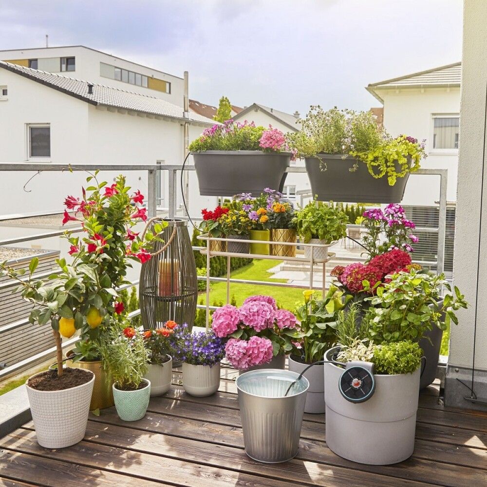 VANNINGSSETT GARDENA AQUABLOOM SOLCELLEDREVET