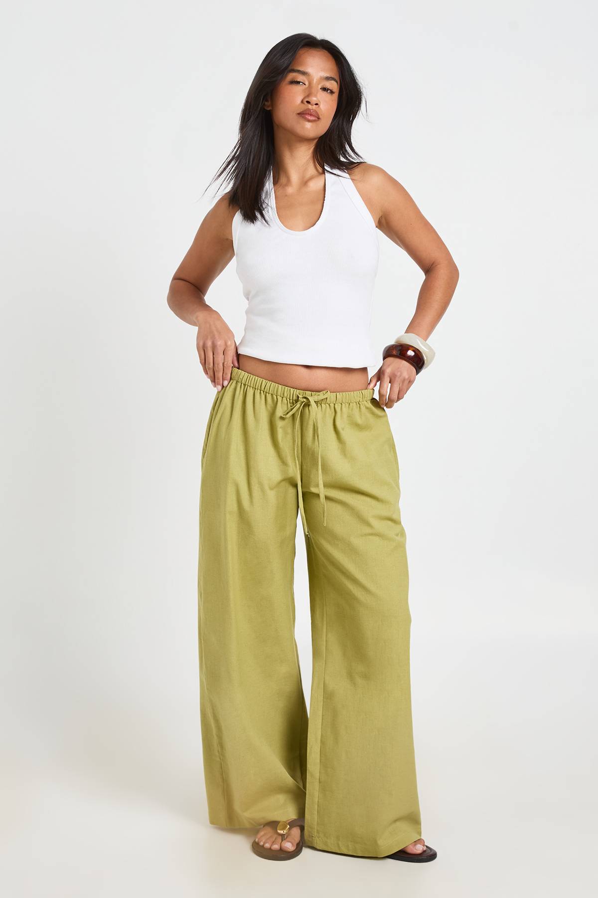 boohoo Pantalon Large Petite Aspect Lin